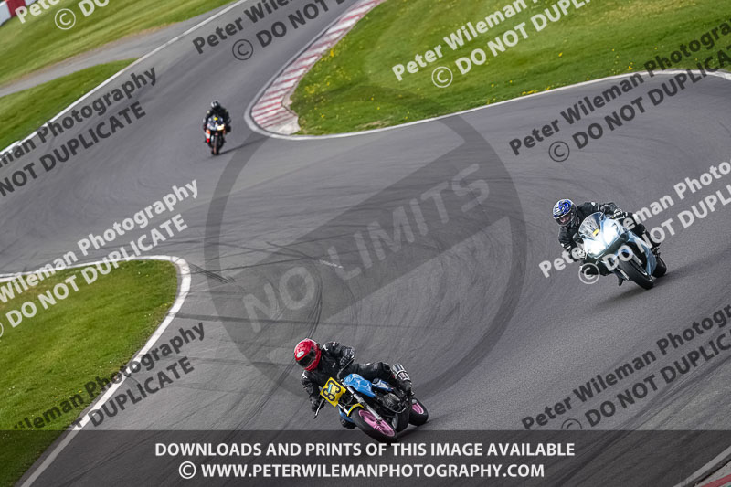 donington no limits trackday;donington park photographs;donington trackday photographs;no limits trackdays;peter wileman photography;trackday digital images;trackday photos